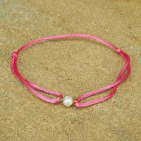 Náramek String - říční perla růžový tmavý