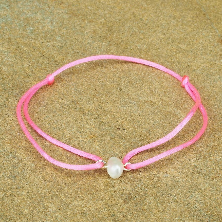 Náramek String - říční perla růžový neon